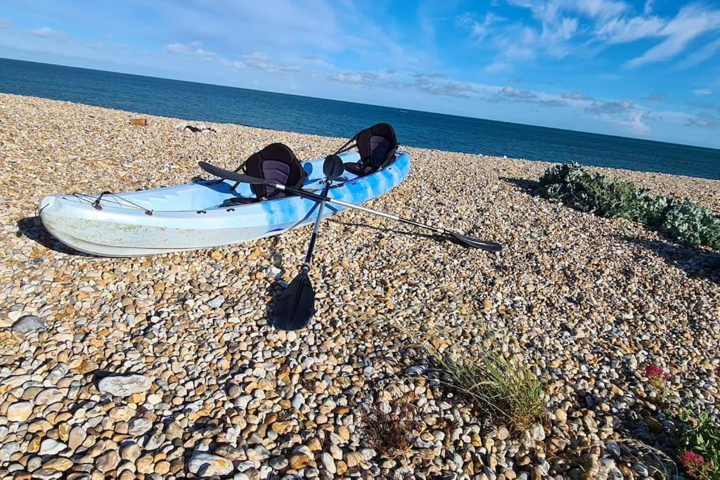 Wow I'M Living On The Beach. Luxury 4 Bed Sleeps 8 Pagham Kültér fotó