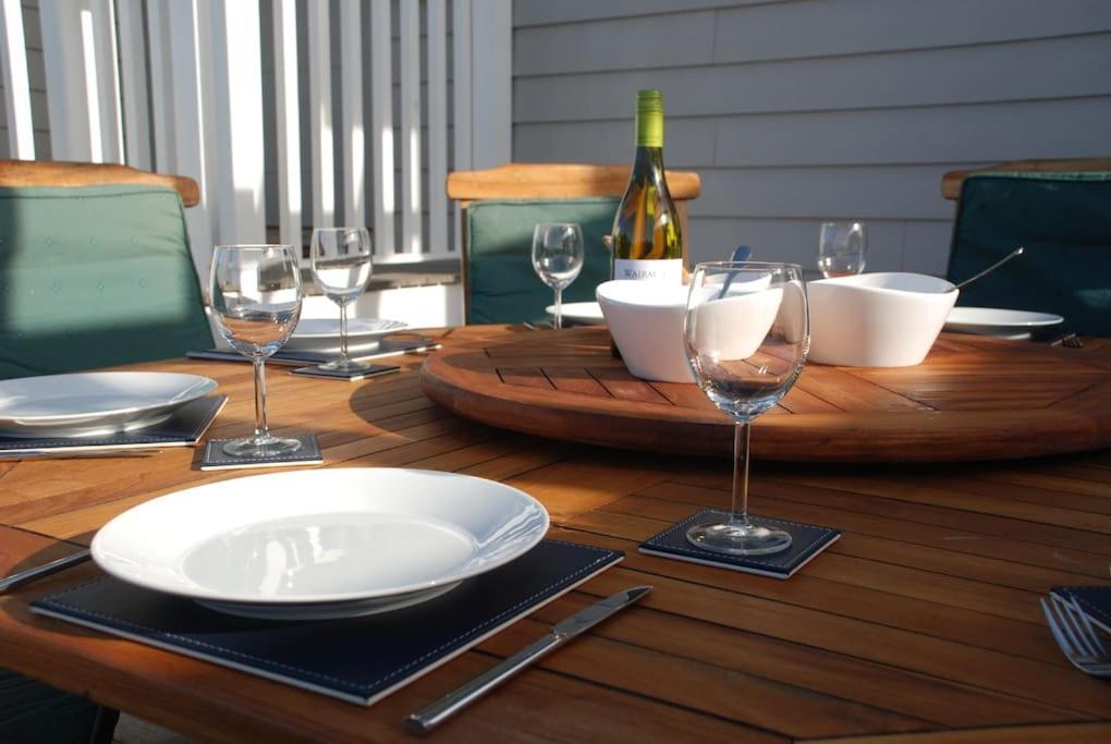 Wow I'M Living On The Beach. Luxury 4 Bed Sleeps 8 Pagham Kültér fotó