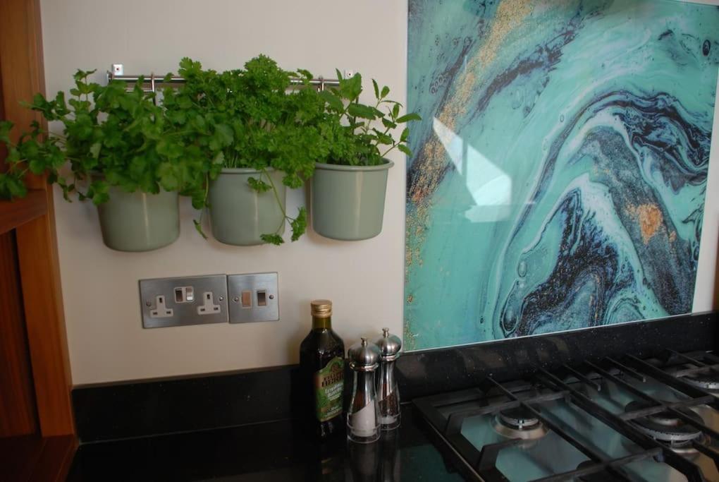 Wow I'M Living On The Beach. Luxury 4 Bed Sleeps 8 Pagham Kültér fotó