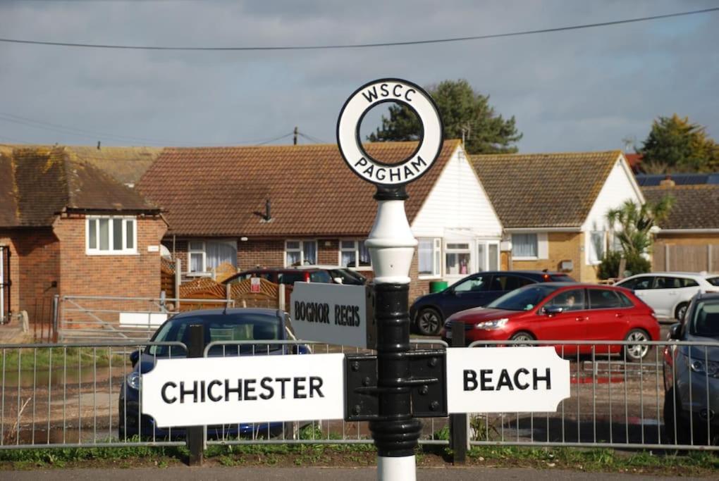 Wow I'M Living On The Beach. Luxury 4 Bed Sleeps 8 Pagham Kültér fotó