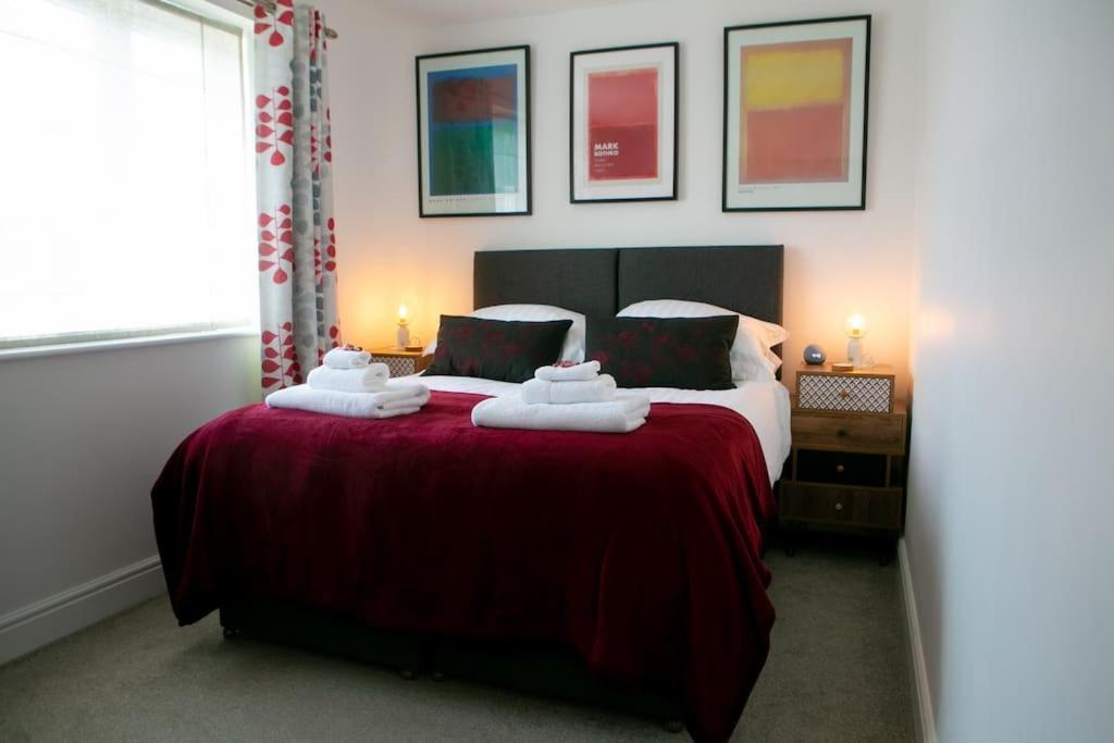Wow I'M Living On The Beach. Luxury 4 Bed Sleeps 8 Pagham Kültér fotó